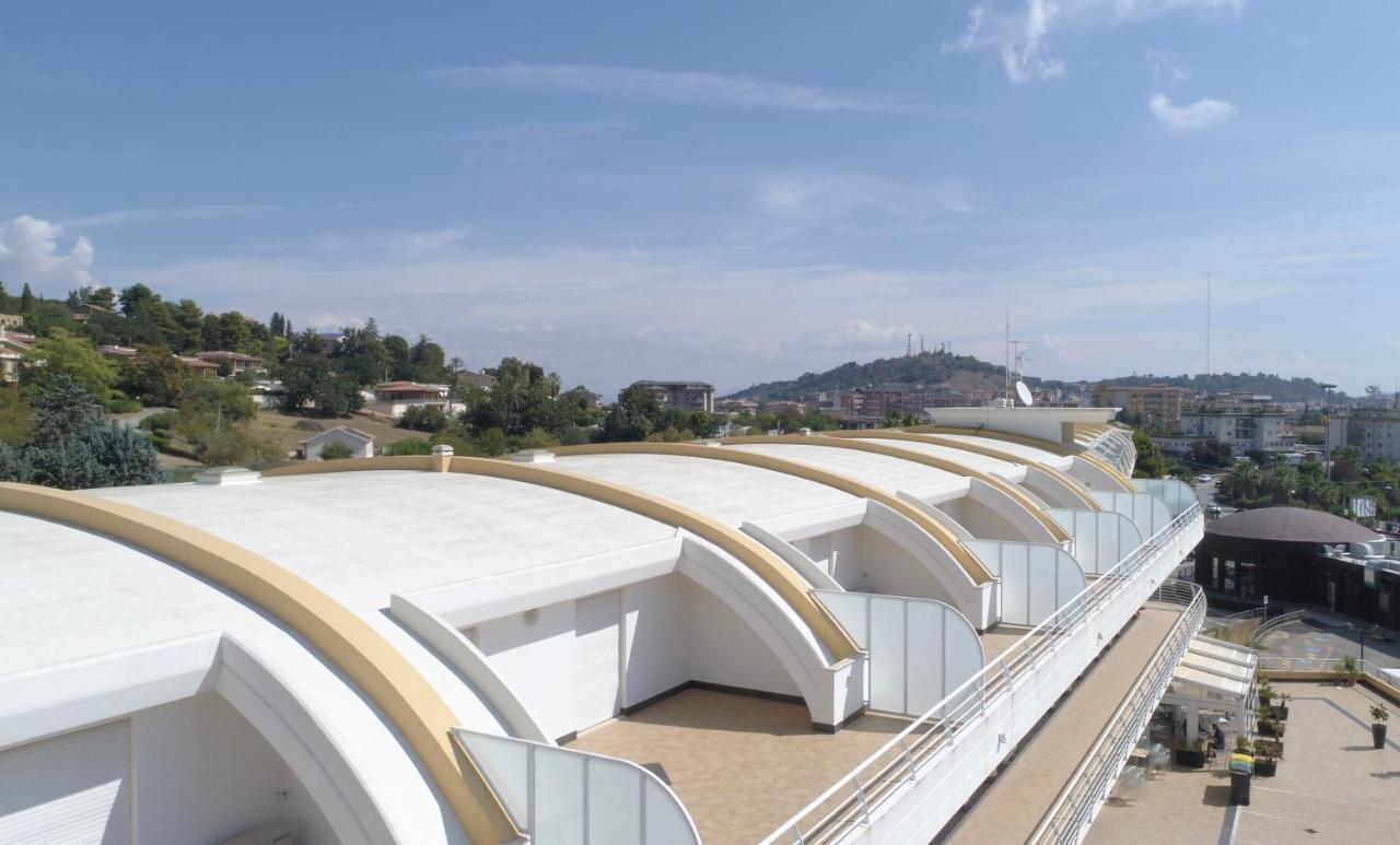Oasi Smart Rooms Caltanissetta Esterno foto