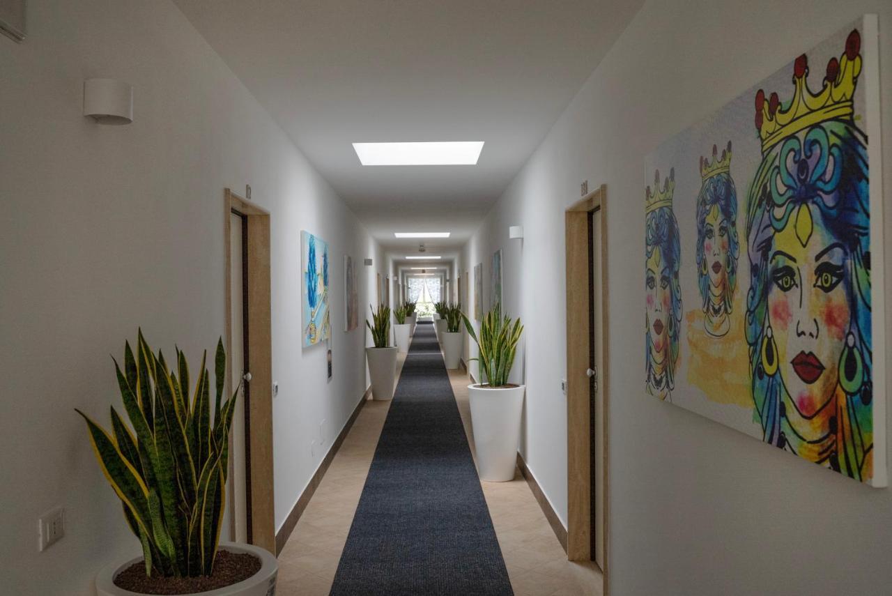 Oasi Smart Rooms Caltanissetta Esterno foto