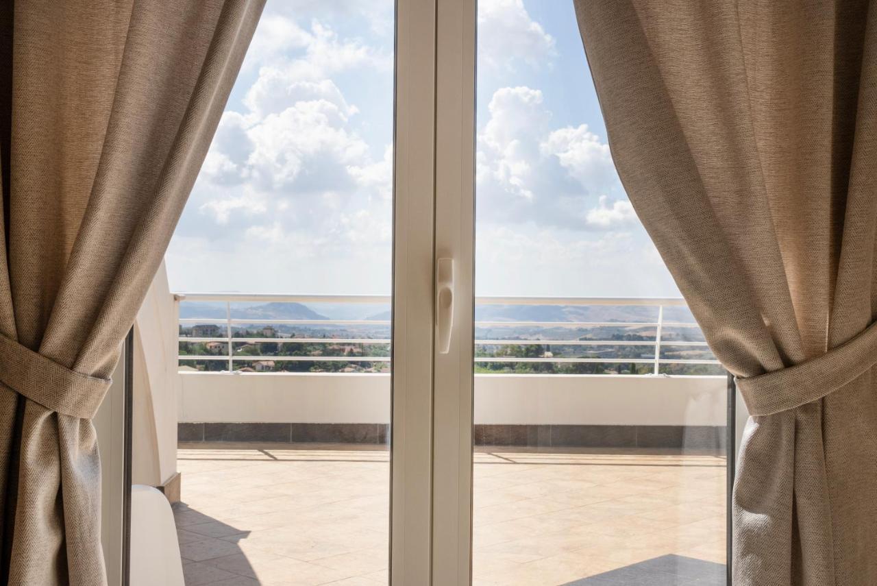 Oasi Smart Rooms Caltanissetta Esterno foto